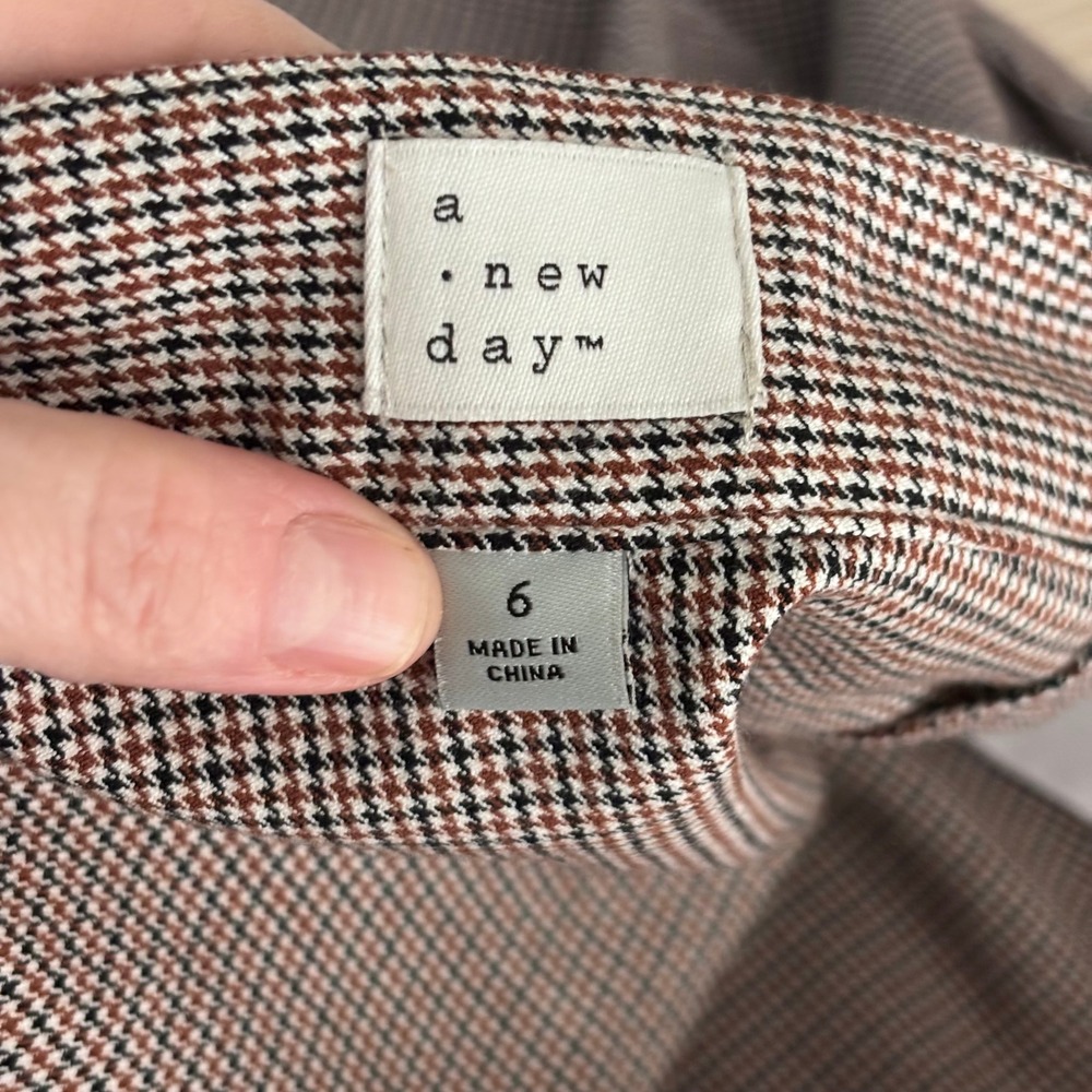 A New Day Mini Skirt Size 6 Brown Navy Houndstooth Plaid Faux Wrap Preppy School - Picture 8 of 12